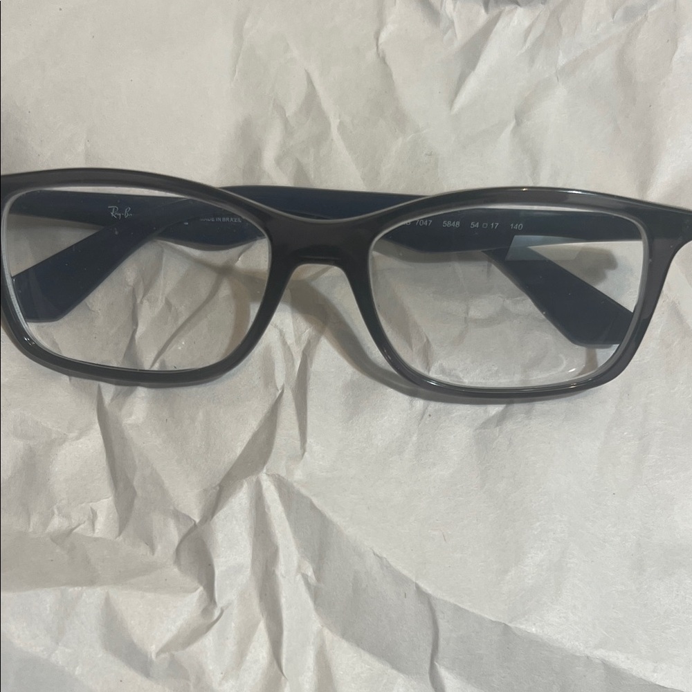 Ray-Ban Blue an Black Frame Eyeglasses like new